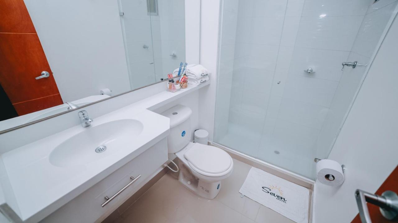 Hotel Seven Montería エクステリア 写真